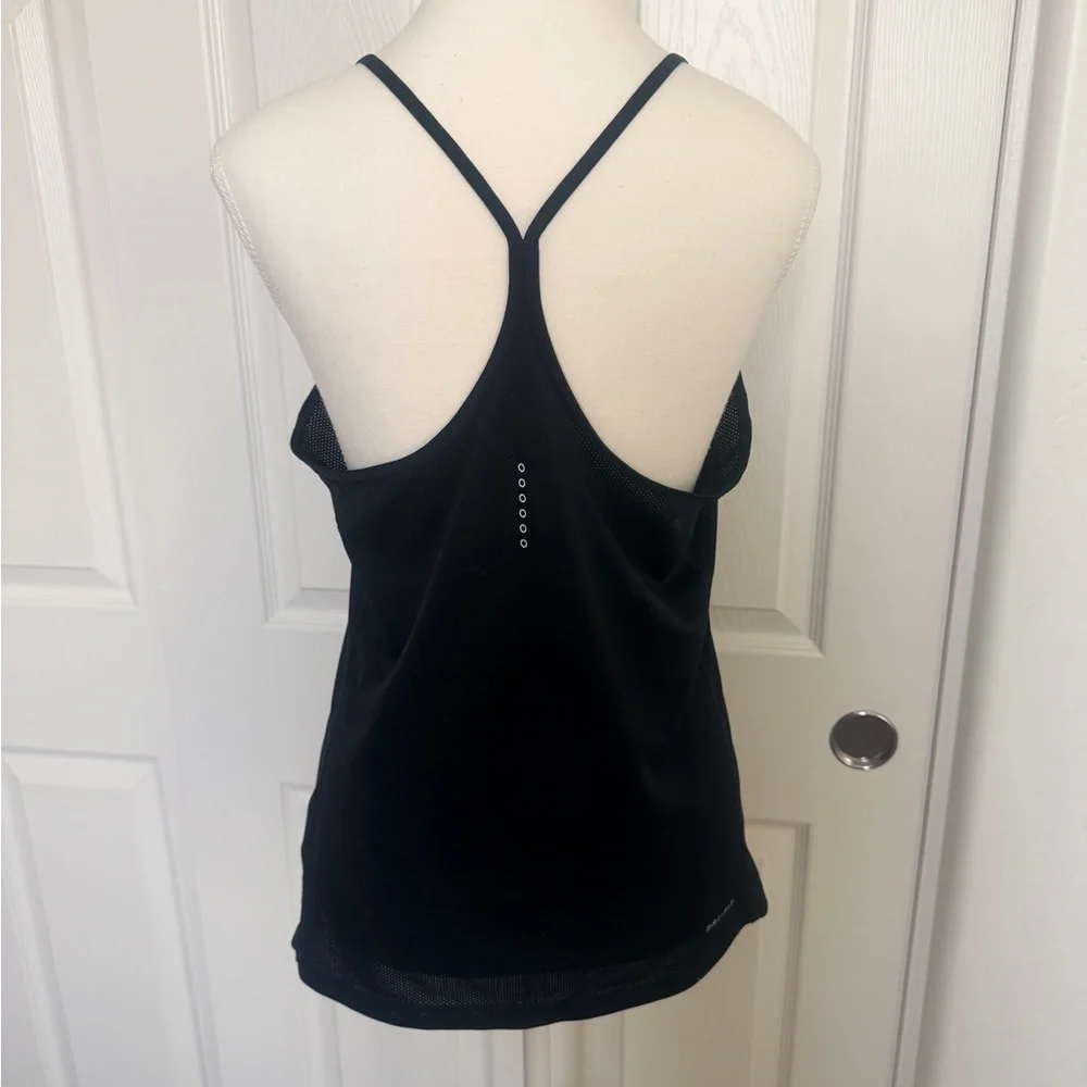 Nike Dri-Fit Racer Back Tank - M